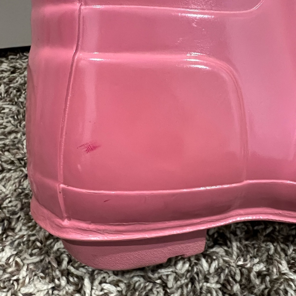 Hunter Women's Gloss Pink Rain Boots - Picture 7 of 9